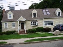 70 Longfellow Rd, Newton, MA 02462 exterior