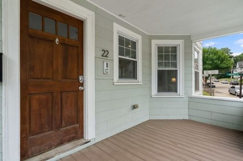 22 Walter St, Roxbury Xing, MA 02131 exterior