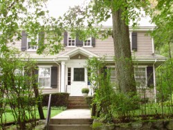 18 Fredana Rd, Newton, MA 02468 exterior