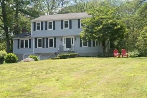 10 Stacey Rd, Norfolk, MA 02056 exterior