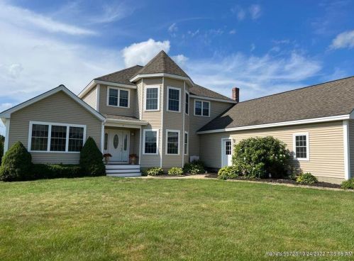 2 Stream View Dr, Waterville, ME 04901 exterior