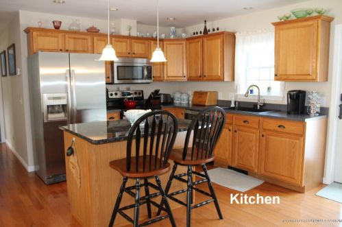 10 Brookside Ave, Livermore Falls, ME 04254 exterior