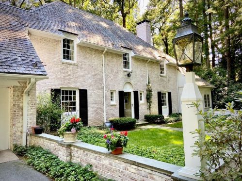 111 Woodsley Rd, Longmeadow, MA 01106 exterior