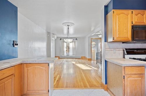 770 6Th St, Roxbury-Xing, MA 02127 exterior