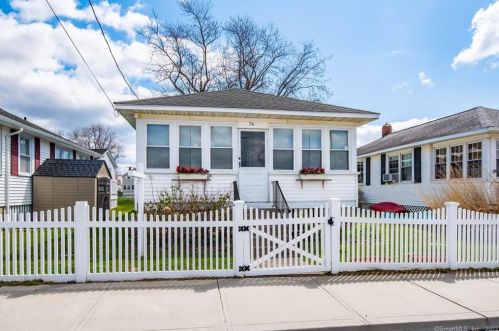 74 Hartford Ave, Lyme, CT 06371 exterior