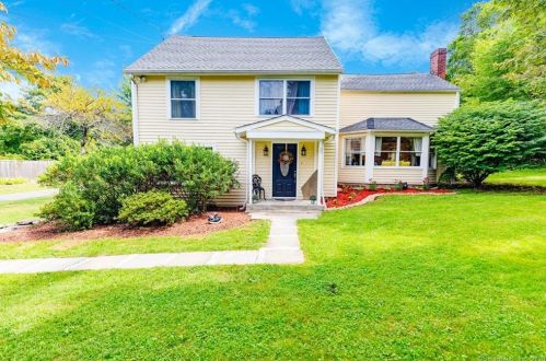 92 Bagburn Rd, Upper Stepney, CT 06468 exterior