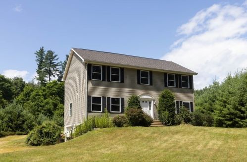 94 Shea Rd, West-Brookfield, MA 01585 exterior