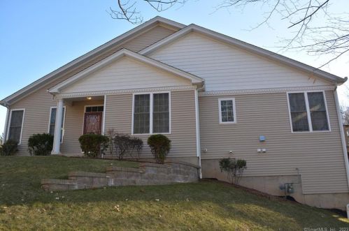 93 Bannan Ln, Kensington, CT 06037 exterior
