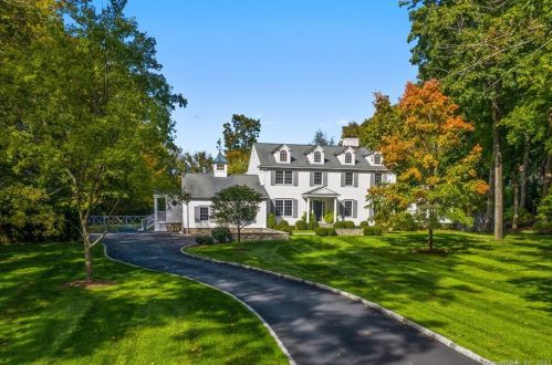 71 Gerrish Ln, New Canaan, CT 06840 exterior