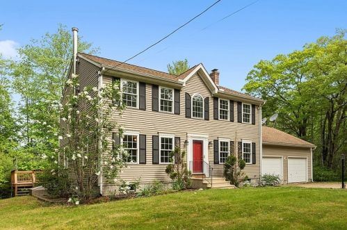 2 Old County Rd, New Salem, MA 01355 exterior
