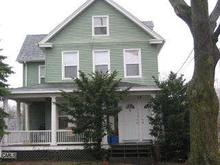 24 Wessels Pl, Greenwich, CT 06830 exterior