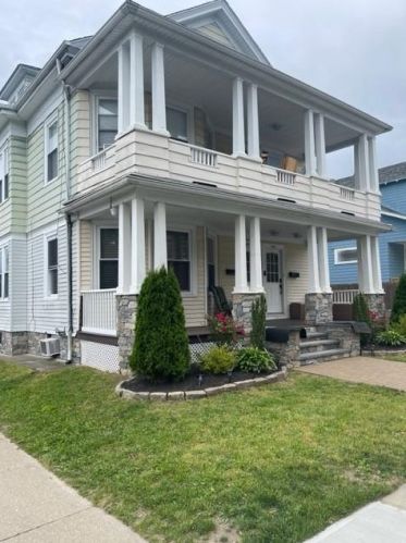 185 Mount Pleasant Ave, Providence, RI 02908 exterior