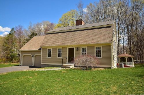 606 Carpenter Rd, Coventry, CT 06238 exterior