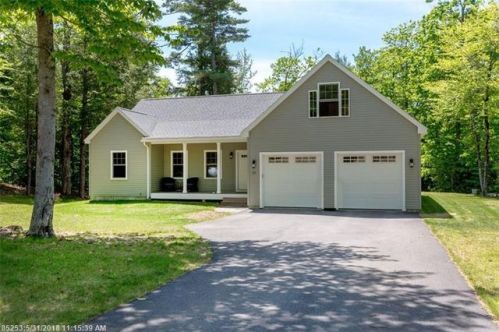 33 Chestnut Heights Rd, Gray, ME 04039 exterior