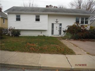 45 Nicholas Ave, Groton, CT 06340 exterior