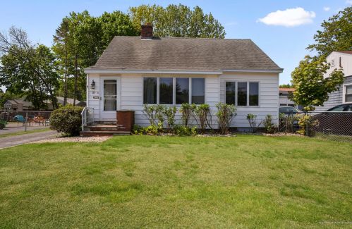 10 Havey Ave, Biddeford, ME 04005 exterior