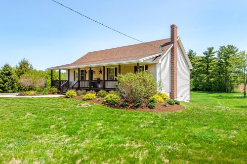 299 Blackberry Hill Rd, Berwick, ME 03901 exterior