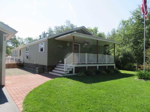 23 Mcconnell Rd, Enfield, NH 03748 exterior