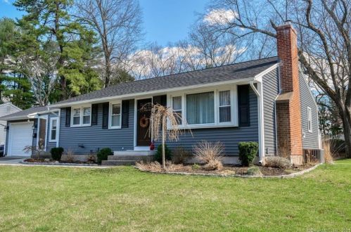 16 Stony Brook Rd, Enfield, CT 06082 exterior