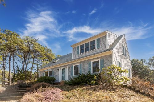 235 Crosby Village Rd, Eastham, MA 02642 exterior