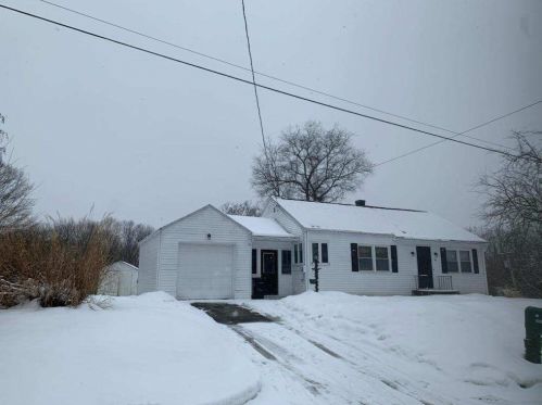 91 Laclede Ave, Chicopee, MA 01020 exterior