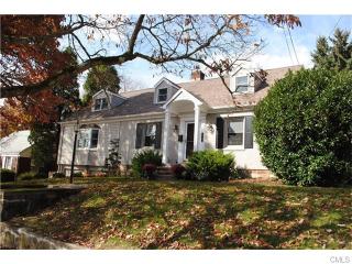 184 Highlawn Rd, Fairfield, CT 06824 exterior