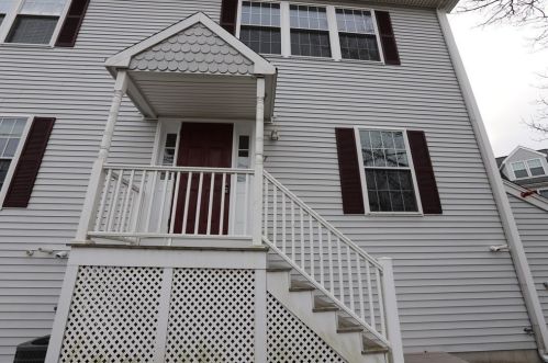 87 Myrtle St, Medford, MA 02155 exterior