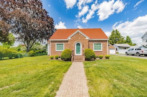 20 Western Ave, Chicopee, MA 01020 exterior