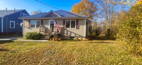 169 Bowdoin St, Millinocket, ME 04462 exterior