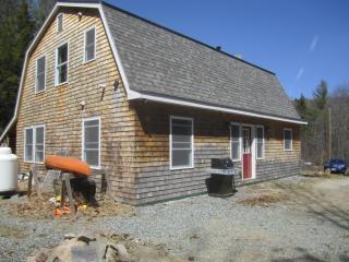 70 Wentworth Rd, Grafton, NH 03240 exterior