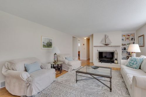 99 Captain Chase Rd, Yarmouth, MA 02664 exterior