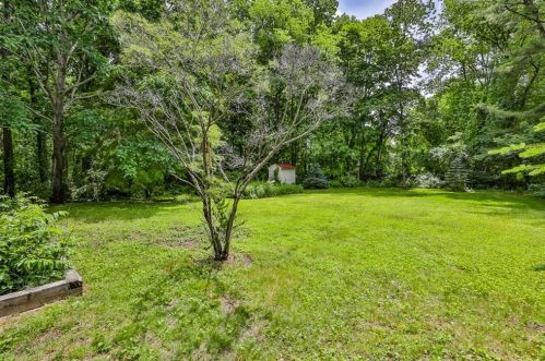 10 Byfield Rd, Groveland, MA 01834 exterior