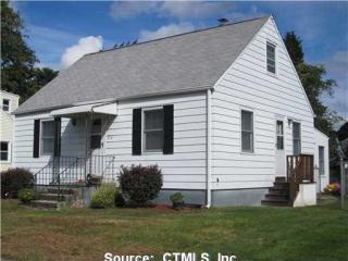 53 Greenfield Rd, Milford, CT 06460 exterior