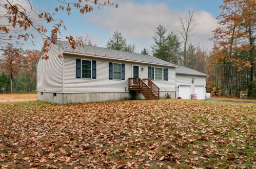 160 Saco Rd, Standish, ME 04084 exterior