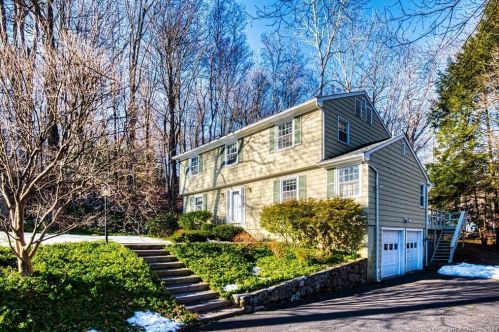 111 Fulling Mill Ln, Ridgefield, CT 06877 exterior