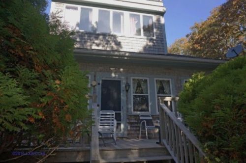 138 Honeysuckle Ln, Chatham, MA 02633 exterior