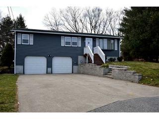 29 Geranium Cir, Cranston, RI 02920 exterior