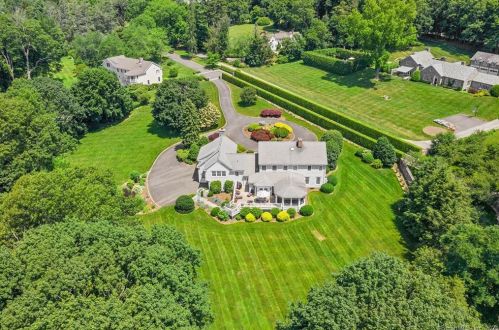 185 Brushy Ridge Rd, New-Canaan, CT 06840 exterior