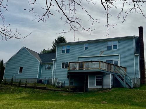 54 Angell Rd, Cumberland, RI 02864 exterior