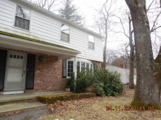 35 Milbern Ave, Hampton, NH 03842 exterior