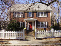 463 Waverley Ave, Newton, MA 02459 exterior