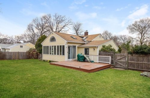 31 Chief Justice Cushing Hwy, Hingham, MA 02043 exterior