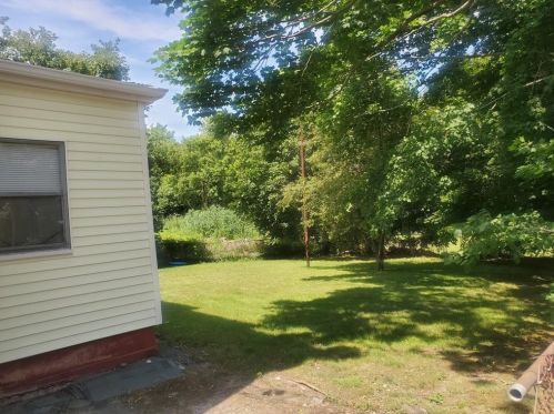 12 Sanford Ave, Cumberland, RI 02864 exterior