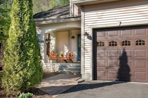 40 Ice Pond Dr, Northampton, MA 01062 exterior