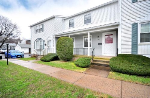 19 Esquire Dr, Manchester, CT 06042 exterior