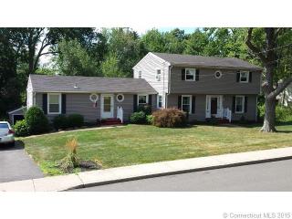 23 Surrey Dr, Wallingford, CT 06492 exterior