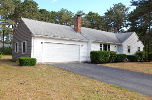 23 Poinsettia Dr, Yarmouth, MA 02664 exterior