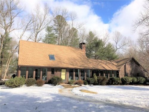 5 Douglas Dr, Granby, CT 06035 exterior