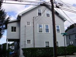 229 River St, Newton, MA 02465 exterior