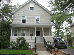 17 Tudor Ter, Newton, MA 02466 exterior